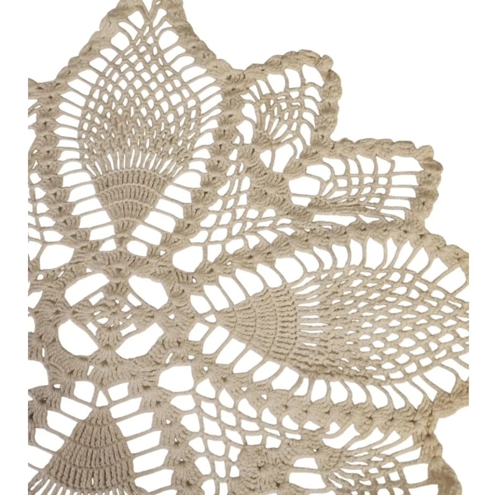 Crochet Cotton Pineapple Stitch Floral Doily Table Topper